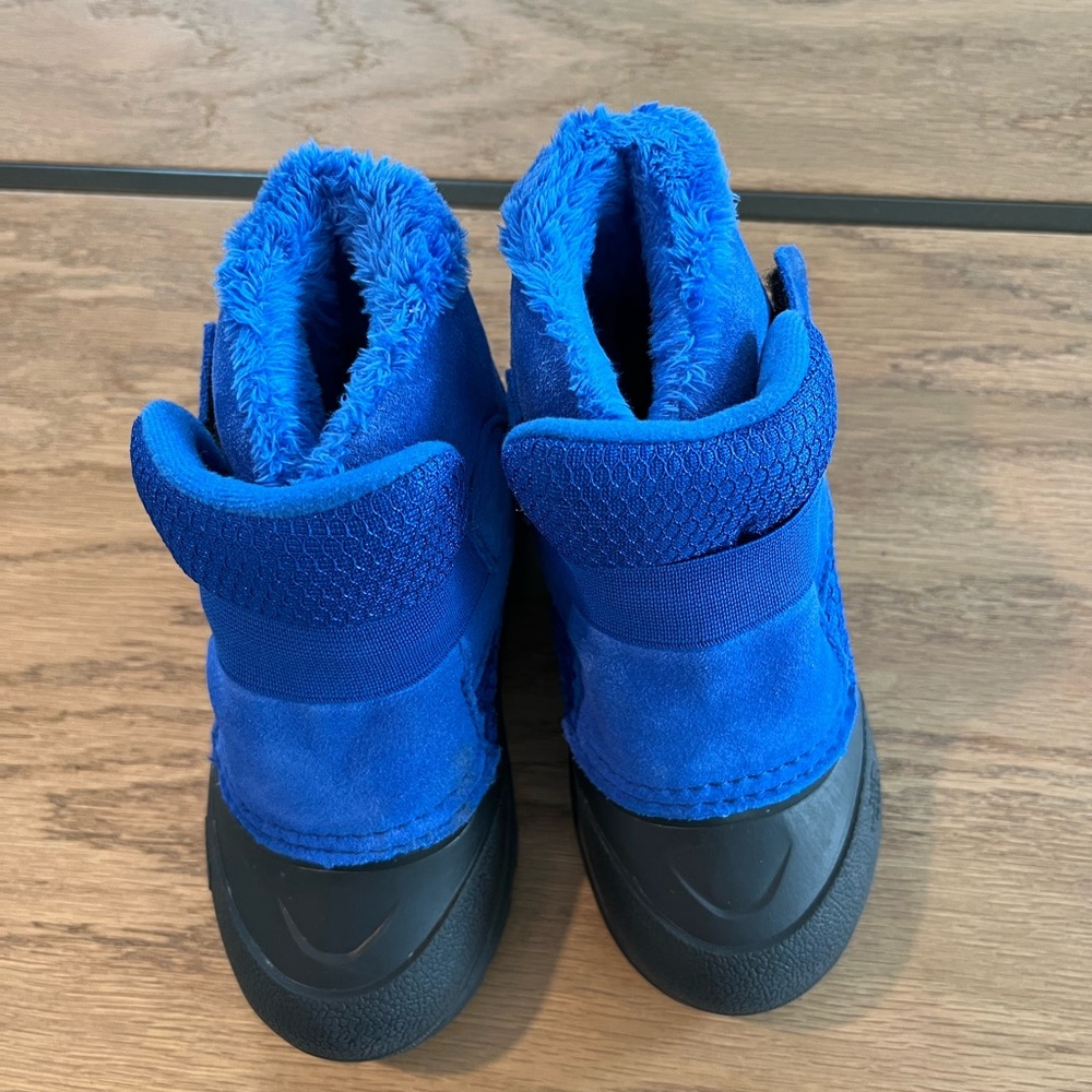 North Face Toddler snow boots